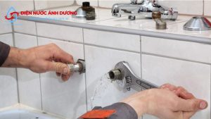 sửa chữa đường nước tại nhà